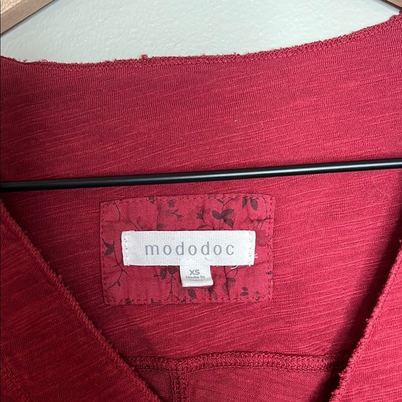 Mododoc 3/4 Sleeve Shirt XS Red - Picture 2 of 8